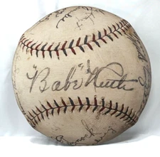 Huge 24 in 1927 Babe Ruth Yankees Signed Baseball Wood Wall Art Display ! WOW