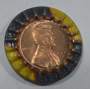 1949-D Lincoln Cent Uncirculated Encased in Dad's Root Beer Cap - Advertising #2