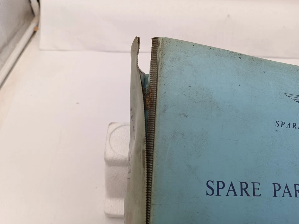 Manuale officina Jaguar Mark 2 e 240 2.4 catalogo ricambi con esplosi originale. - Immagine 4 di 4