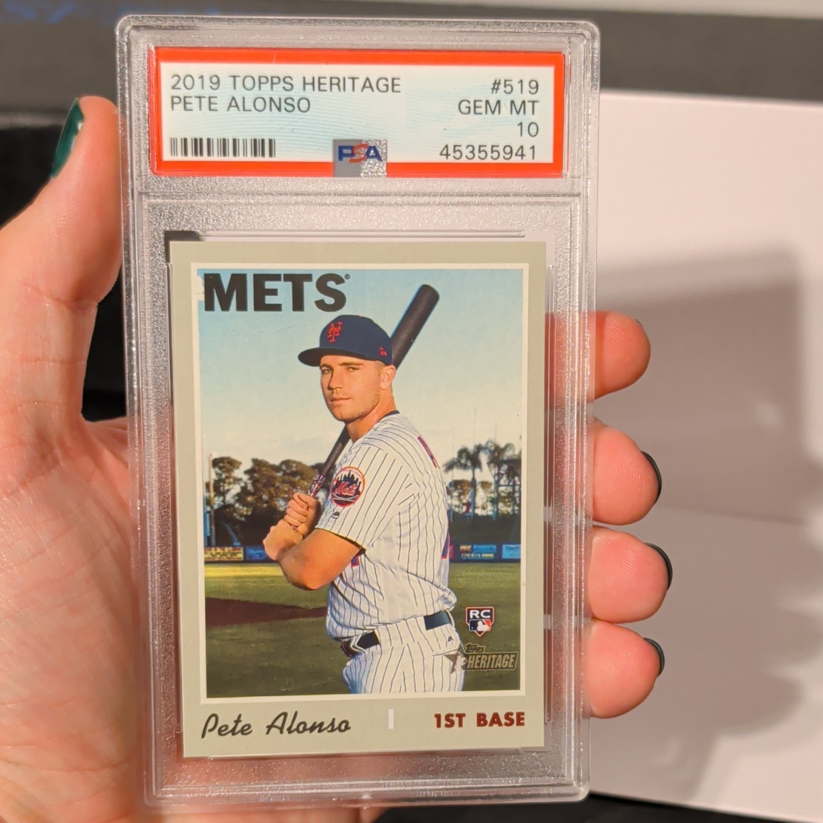 Topps 2019 Heritage Pete Alonso New York Mets RC #519 PSA 10 GEM MT view 2