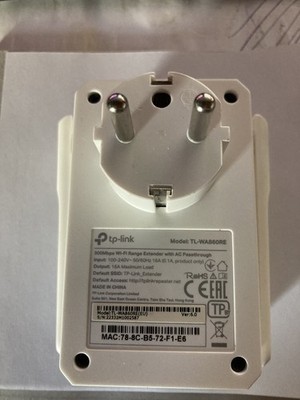 TP-LINK TL-WA860RE integrierte Steckdose 300 Mbit/s-WLAN Repeater