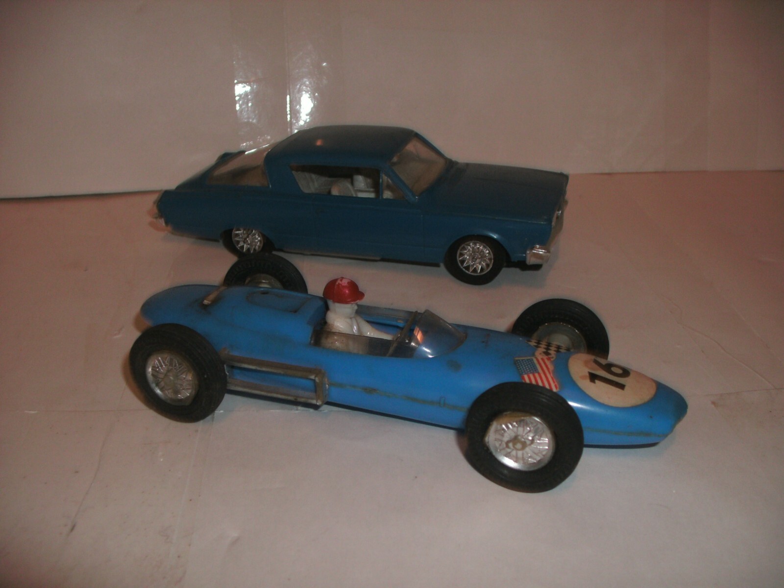 VINTAGE STROMBECKER 1/32 PLYMOUTH BARRACUDA PLUS EXTRA