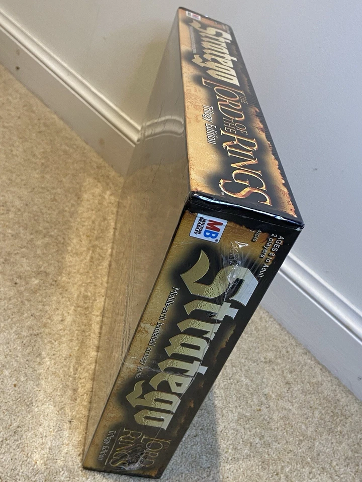 The Lord Of The Rings STRATEGO Trilogy Edition Milton Bradley BRAND NEW & SEALED - Image 4 of 4