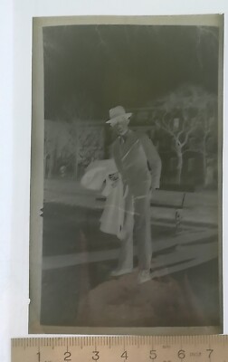 Vr249 Film Negativ Foto um 1900 Mann stehend Hut Kostüm Mantel