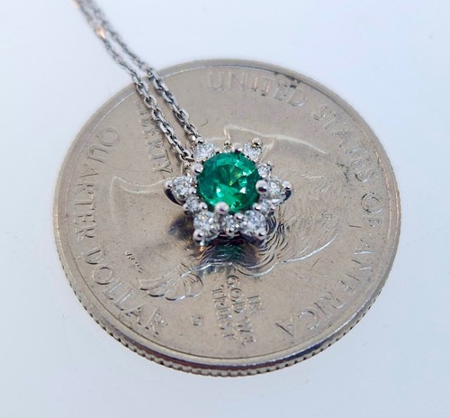 14K White Gold *Fine Quality* Emerald & Diamond Pendant Necklace - Picture 4 of 6