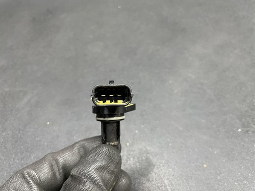 Camshaft Position Sensor 2019 KIA Soul 39350-2B030 2014 2015 2016 2017 2018 - Picture 2 of 9