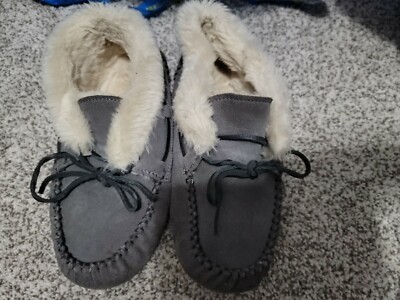 MINNETONKA Suede Soft Sole Moccasin Shoes Green Womens Size 6 Driving Slipper