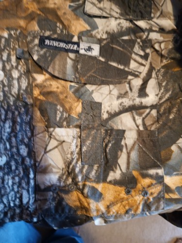 Winchester 2XL Button Down Shirt In Realtree Hardwoods Camo. Pre Owned - Picture 2 of 9