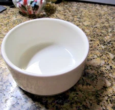 *VILLEROY & BOCH Design Naïf Porcelain Trinket Box 3 1/8” x 1 3/4”no lid