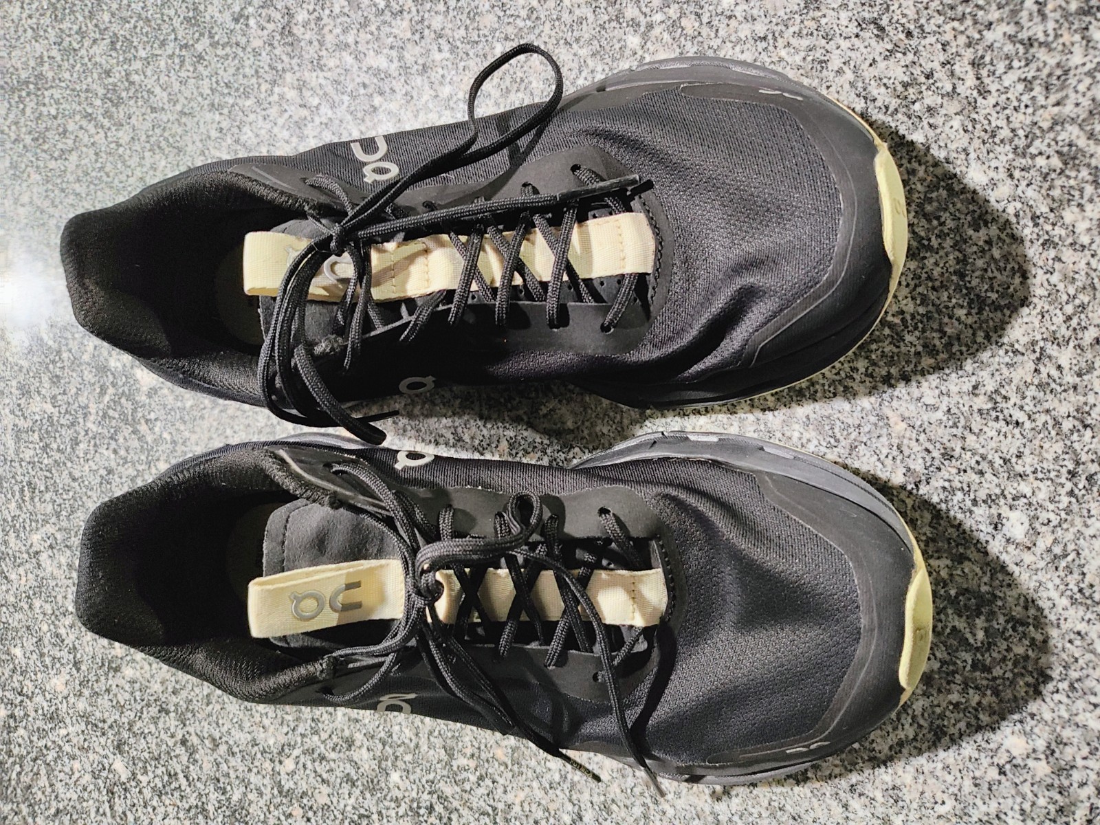 ON CLOUD CLOUDNOVA CLOUDTEC Form Running Athletic… - image 2