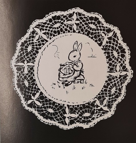 Making Lace with Little Grey Rabbit - Dorothy Cox - Picture 11 of 11