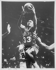HERSEY HAWKINS NBA BASKETBALL TYPE 1 PHOTO PHILADELPHIA 76ERS HOF LEGEND ABA USA