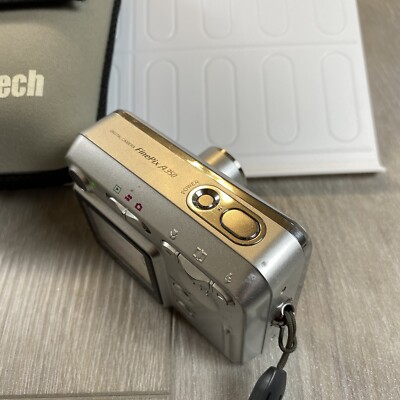 Fujifilm FinePix A350 5.2MP 3x Optical Zoom Digital Camera Fujifilm FinePix A350 5.2MP 3x Optical Zoom Digital Camera
