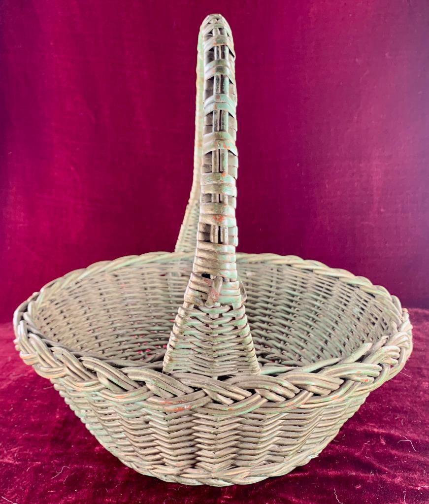 Basket Wicker Mint Green Gold Round 11.5 x 10.5 x 10.5 Vintage