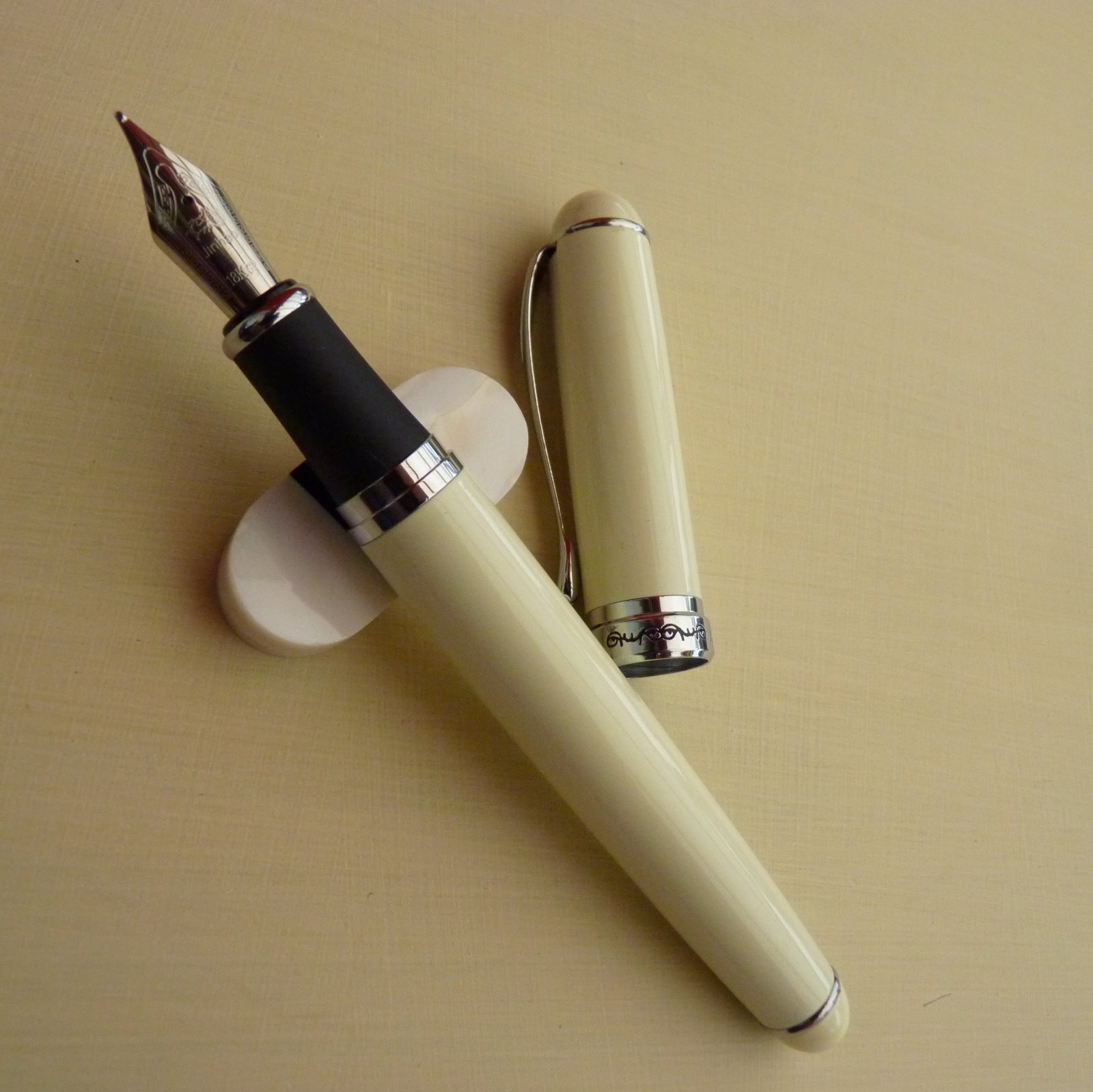 Stylo plume 18 KGP laqué ivoire stylo de calligraphie neuf