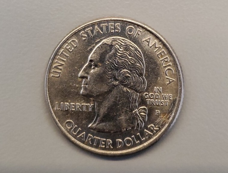 【新品未使用】2008年発行 アラスカ州Quarter 1 ロール s-l1200.jpg