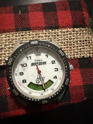 Timex Reef Gear Vintage Sport Watch Indiglo Alarm Bezel   As Is