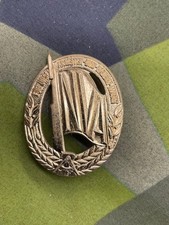 Original German Army DDR Militärsportabzeichen Badge for the NVA