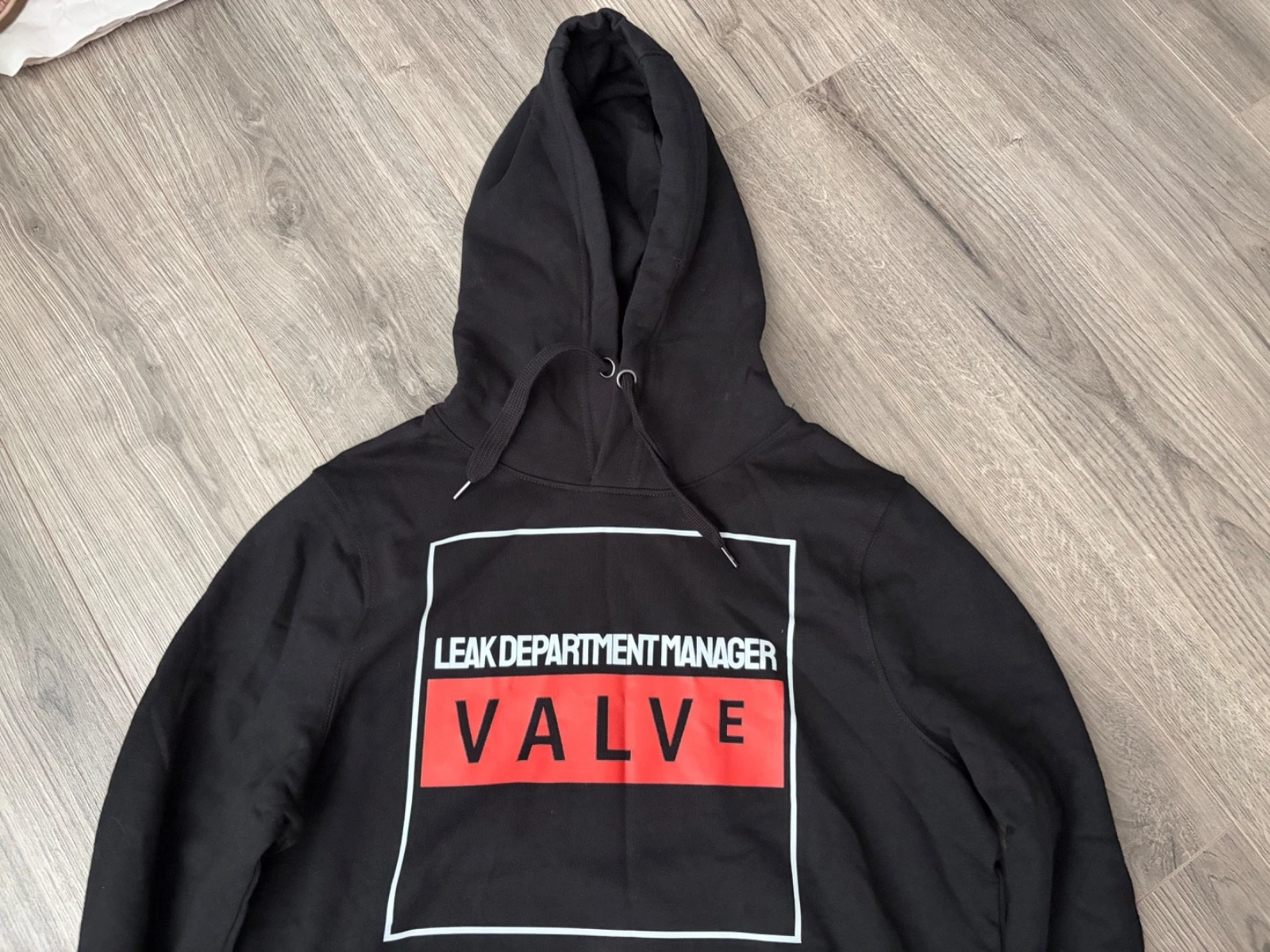 Valve Video Game Company Hoodie Sweater Employee of the Month Medium (stained) image 3