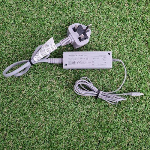 Original Nintendo Wii U Gamepad Netzteil WUP-011 (UKV)