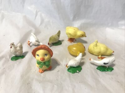 Lot HONG KONG VINTAGE PLASTIC MINIATURE ANIMAL FIGURES EASTER CHICKEN CHICKS