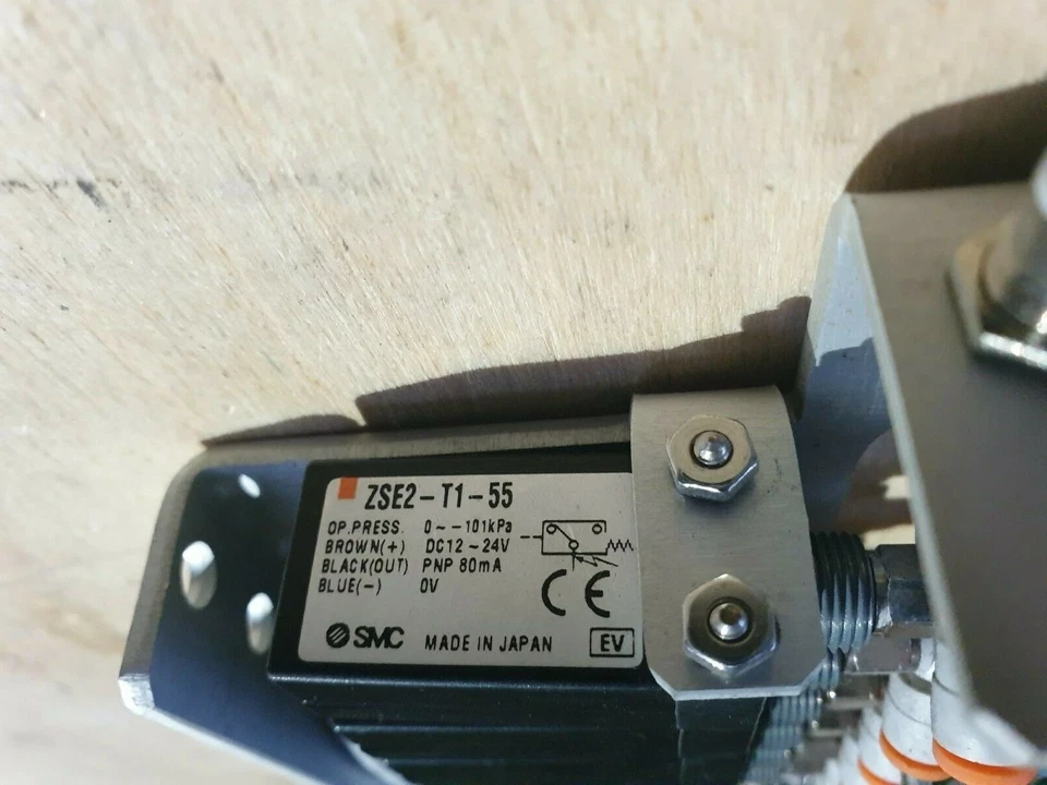6 SMC ZSE2-T1-55 Compact Pressure Switch W/ X 6  VQ110Y-5M VALVES ON A A15P1 ASS - Image 2 of 4