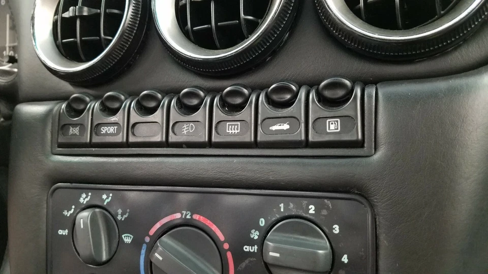 Placa porta interruptores Ferrari 550 Maranello 1997-2003 (64591400) - sin terminar Foto 3 de 3