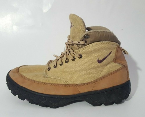 vintage nike hiking shoes