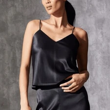 New Natori Glamour V Neck Satin Cami Camisole Tank Top Black Small