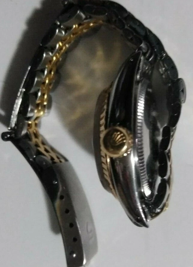 Reloj Rolex Tudor Princess Oysterdate esfera champán dos tonos para dama oro 18 quilates Foto 4 de 4