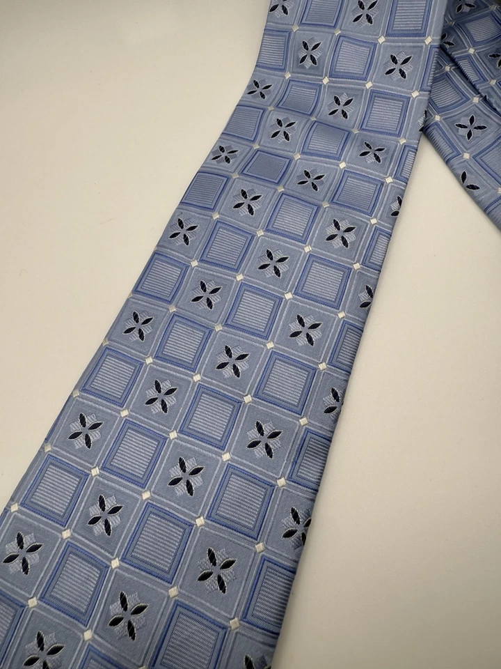 Corbata para habitación de club para hombre azul seda patrón geométrico cuadrados florales ropa para el cuello hecha a mano Foto 2 de 4