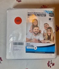 Waterproof Mattress Protector Queen 100  Polyester