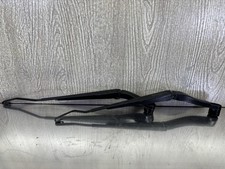 2018 Chevrolet Camaro SS Genuine OEM Windshield Wiper Blade Arms Pair