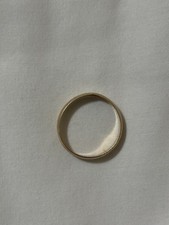 BENT men’s Gold Wedding Ring. 10k Gold. Size 10. Weight .08 Ounces.