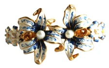KJL Kenneth Jay Lane Blue White Enamel Faux Pearl Flower Clamper Hinged Bracelet