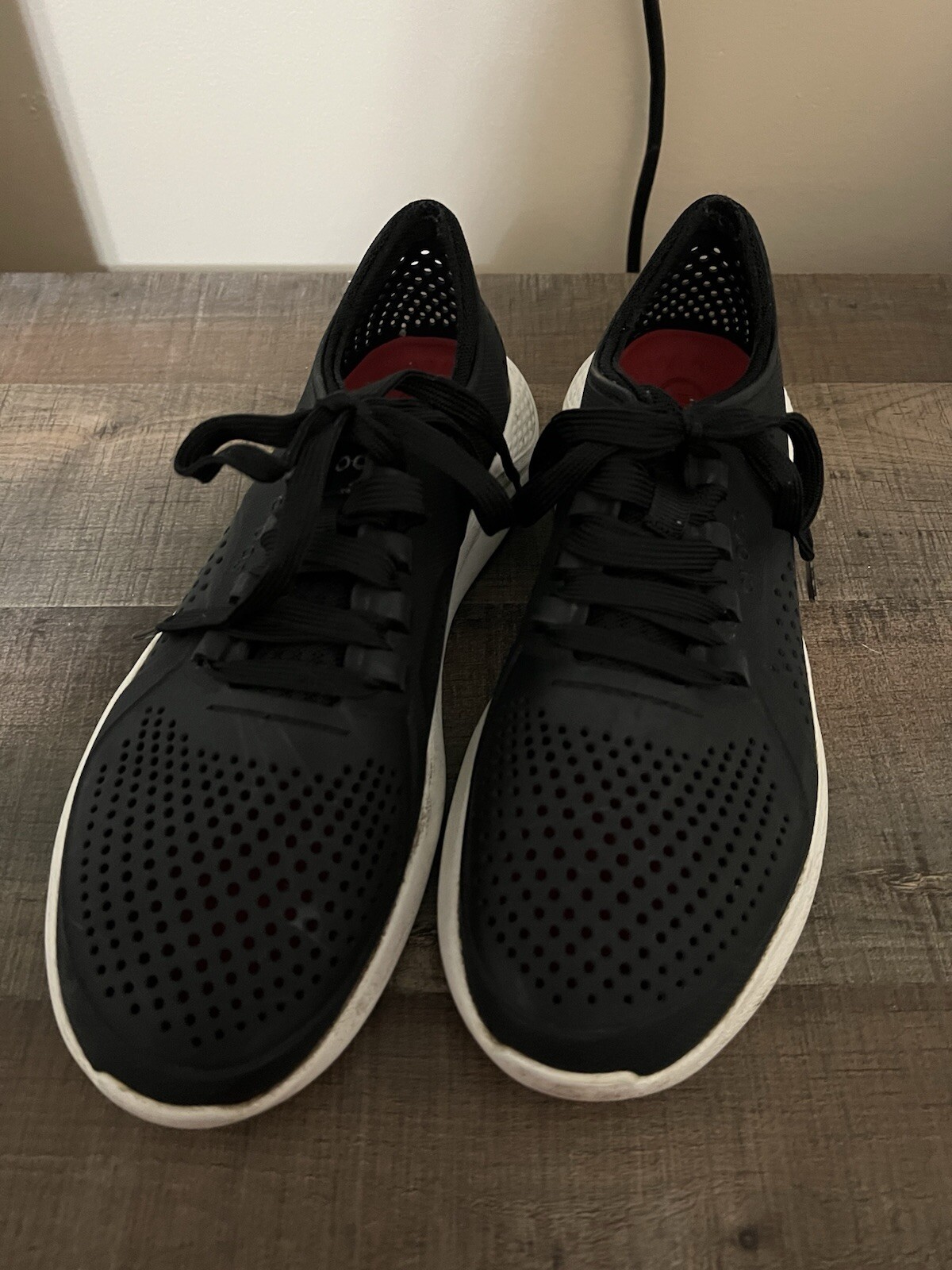 Crocs Women's Literide Pacer Lace-Up Black Sneakers sz 9W Style 205234