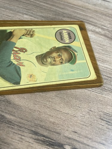 1969 Topps baseball card- #100 Hank Aaron in Good condition - Picture 8 of 8