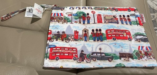Cath Kidston bag- toiletry/make up - NEW- London themed-HTF design-From London - 第 1/6 張圖片