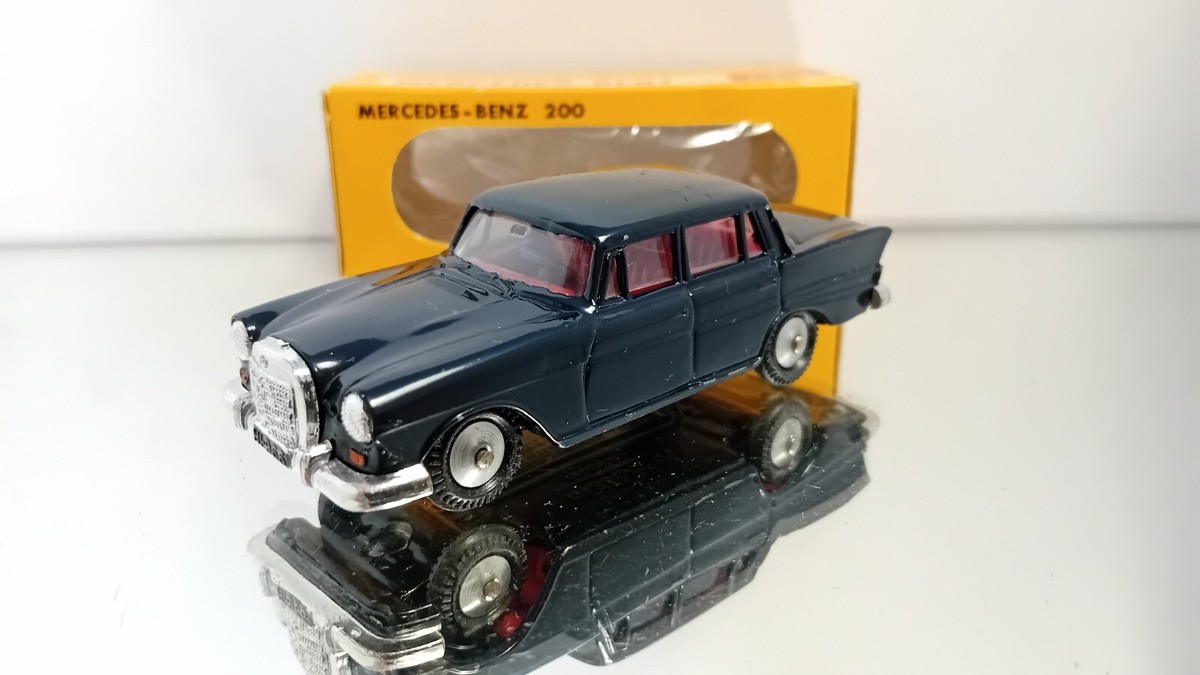 Metosul No 9 Mercedes Benz 200 Black 1:43 Made in Portugal