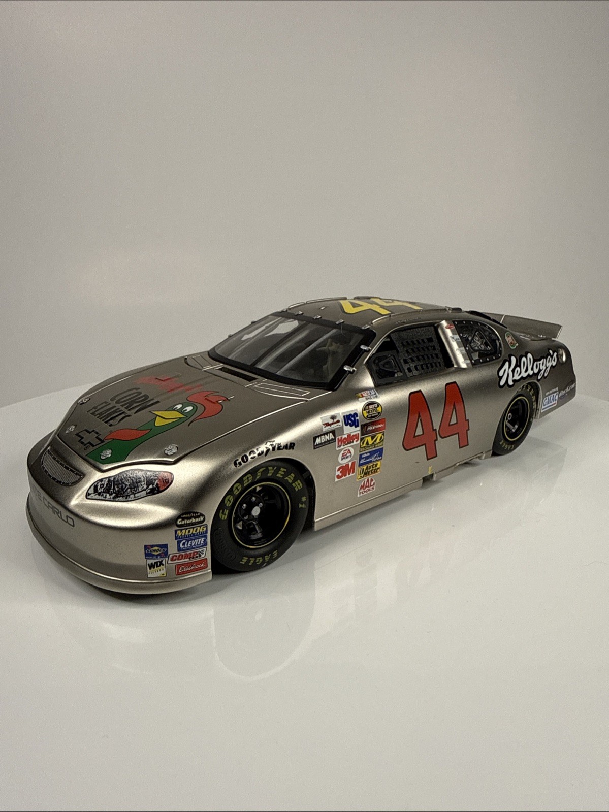 2005 Team Caliber Preferred Series Terry Labonte #44 Kellogg’s 1:24 Nickel