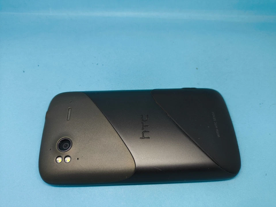 HTC Sensation pg58130 Unlocked Mobile Phone Good Condition - Image 4 of 4