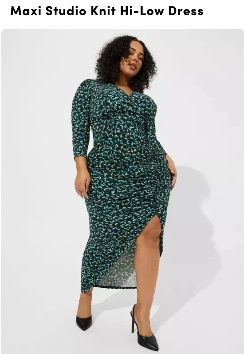 green emerald velvet dress Zapaka Women Sparkly Purple Plus Size Sequined Cocktail Dress Chiffon Round Neck Party Dress, Purple / 2XL