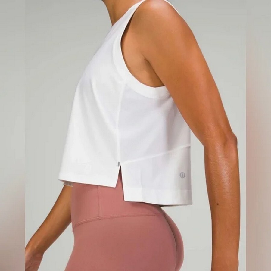 ヨガ・ピラティス Lululemon Airy Breakaway Tank Size 6 Airy Breakaway Tank, WHITE | lululemon UAE