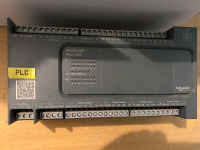 Schneider Electric Modicon TM100C40R Relay Output PLC