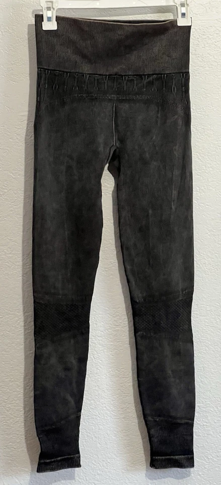 One5one S/M Distressed Look Gray sports Leggings dance Athleisure Yoga Layers - Image 4 of 4