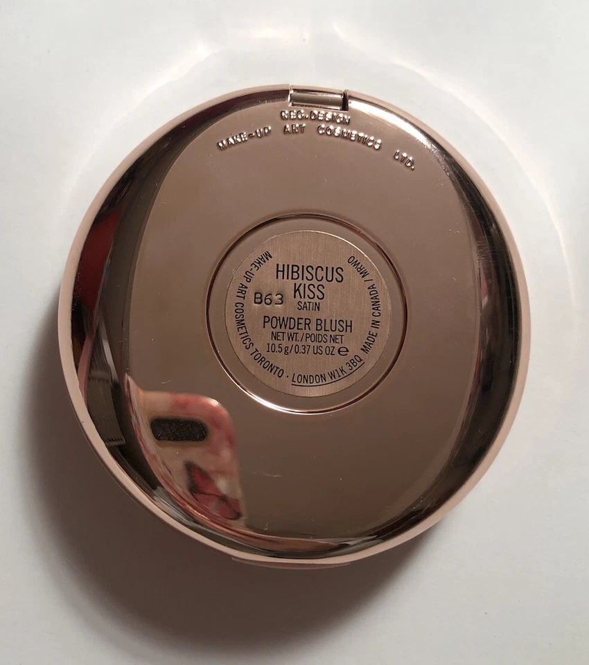 Riri Hearts Mac Mac Cosmetics X Rihanna Hibiscus Kiss Satin Powder Blush - Image 3 of 4