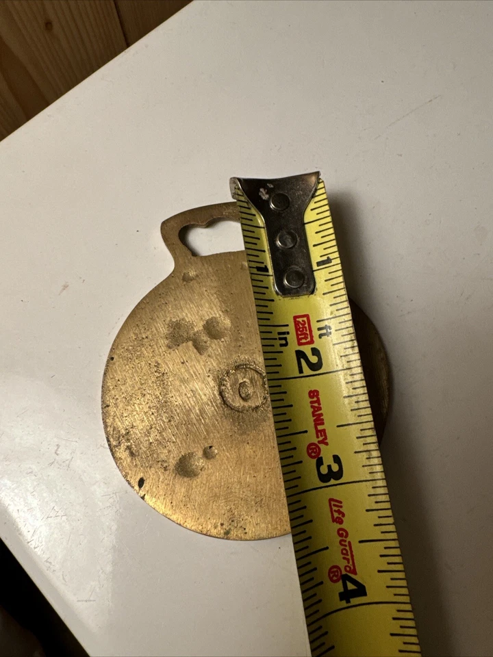 Abridor de botellas vintage Cead Mile Failte, irlandés. Dorado y negro Foto 4 de 4