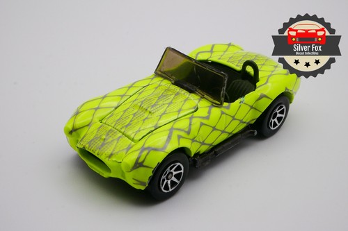 1962-67 SHELBY COBRA VERDE SCALA 1:64 PRESSOFUSO DIORAMA MODELLINO AUTO DA COLLEZIONE - Foto 10 di 10