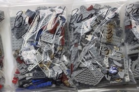 LEGO&reg; Star Wars&trade; 75192 UCS Millennium Falcon&trade; 🟥100% Complete W/Instructions