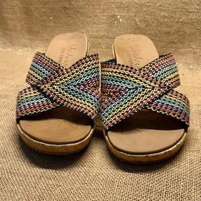SKECHERS LUXE FOAM BEVERLEE DELIGHTED RAINBOW WEDGE SANDALS SIZE 7